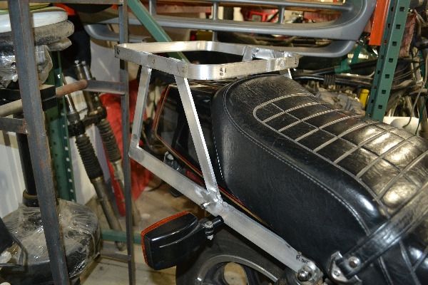 1300luggagerack04 1300luggagerack04